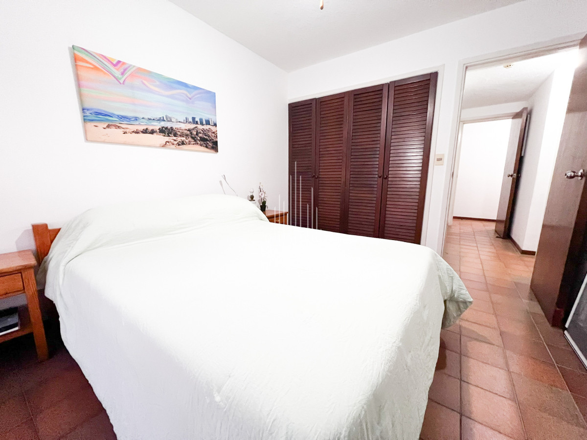 Apartamento ID.63 - Apartamento de 2 dormitorios sobre roosevelt.