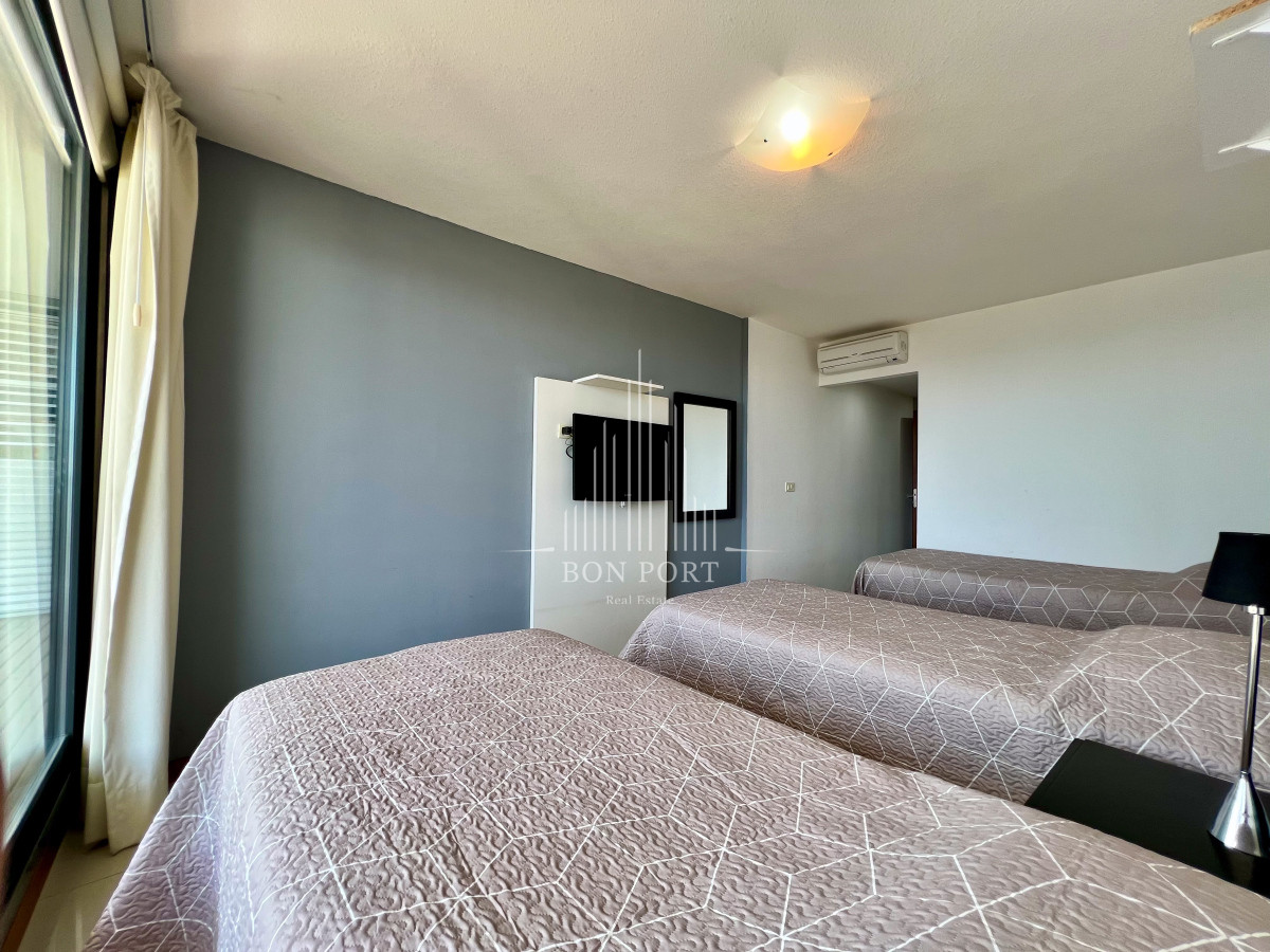 Apartamento ID.15 - Penthouse de 3 dormitorios en primeras paradas de Av.Roosvelt