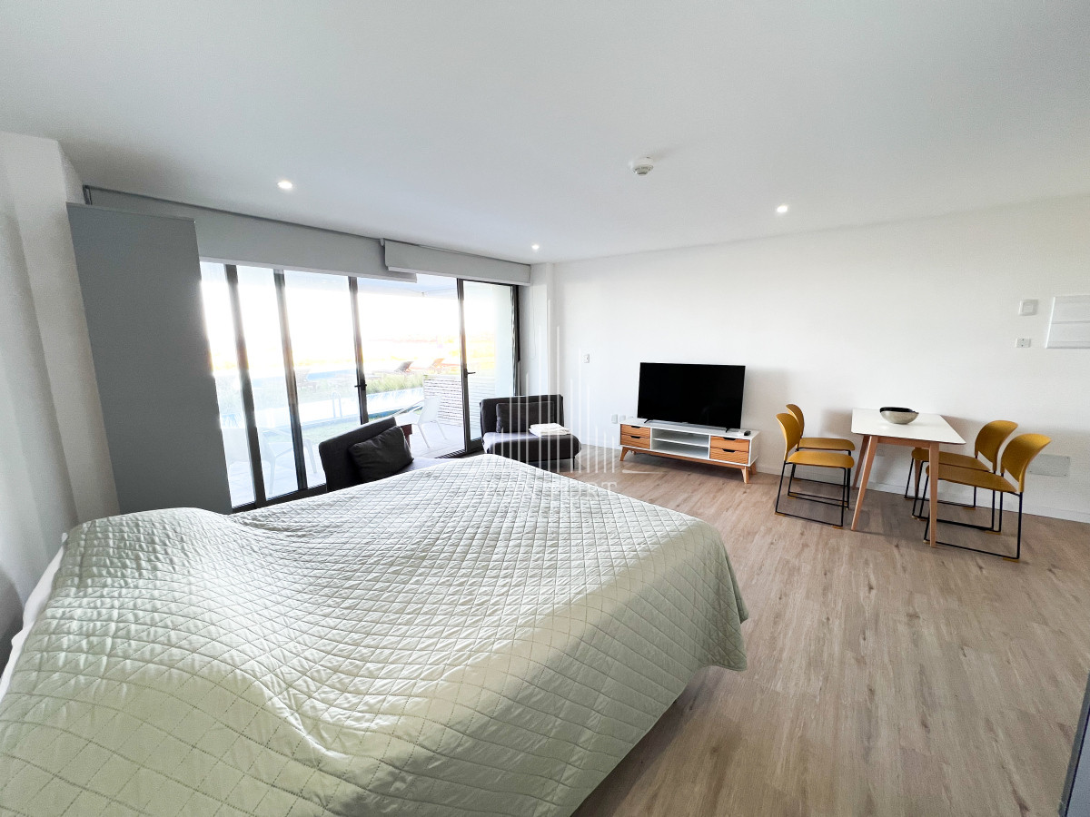 Apartamento ID.73 - Monoambiente con pileta propia primera linea al mar en Punta Ballena