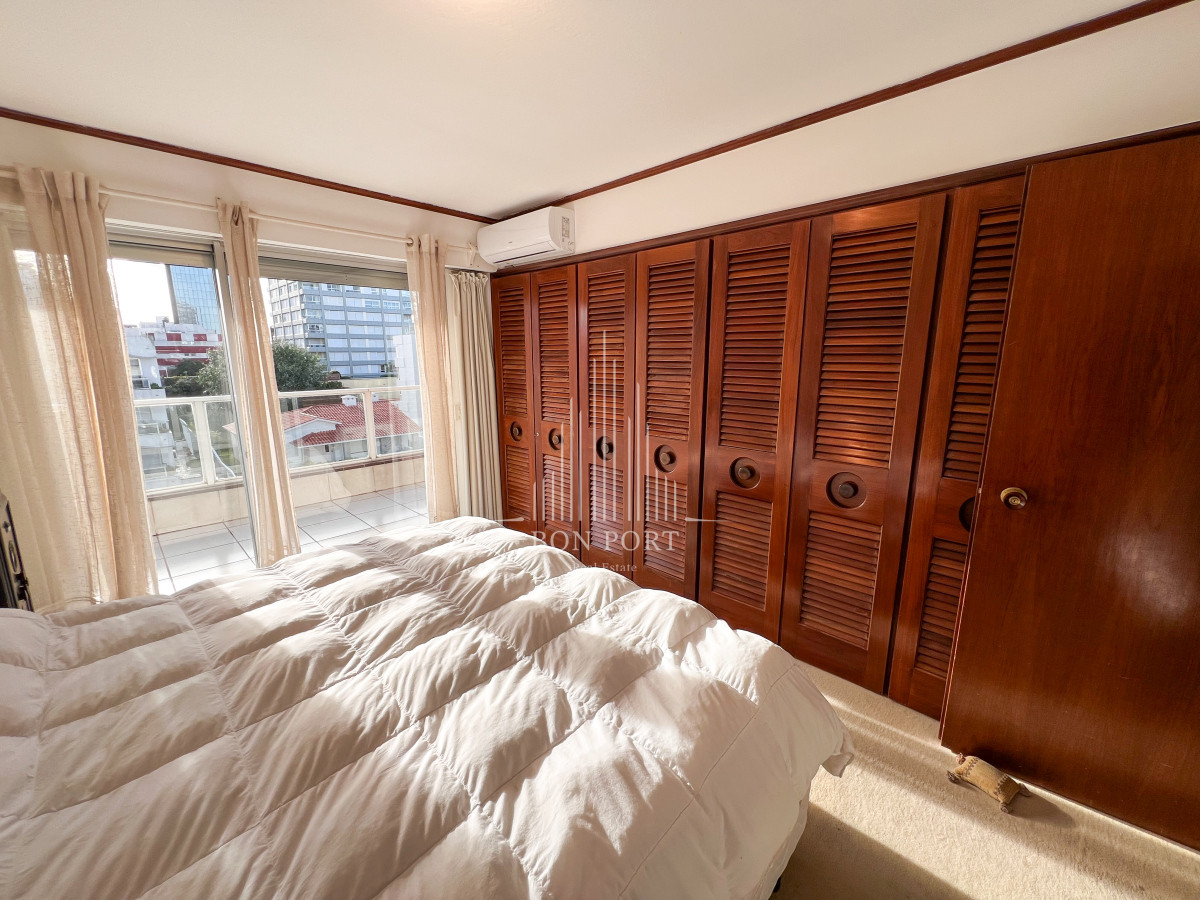 Apartamento ID.29 - Penthouse de 3 dormitorios en suite primera línea en Punta del este