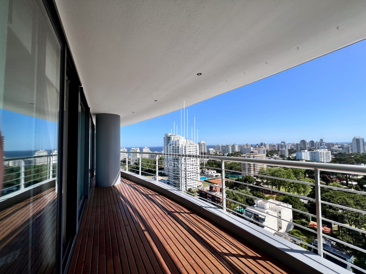 Apartamento ID.15 - Penthouse de 3 dormitorios en primeras paradas de Av.Roosvelt