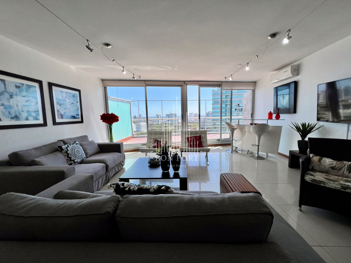 Apartamento ID.15 - Penthouse de 3 dormitorios en primeras paradas de Av.Roosvelt