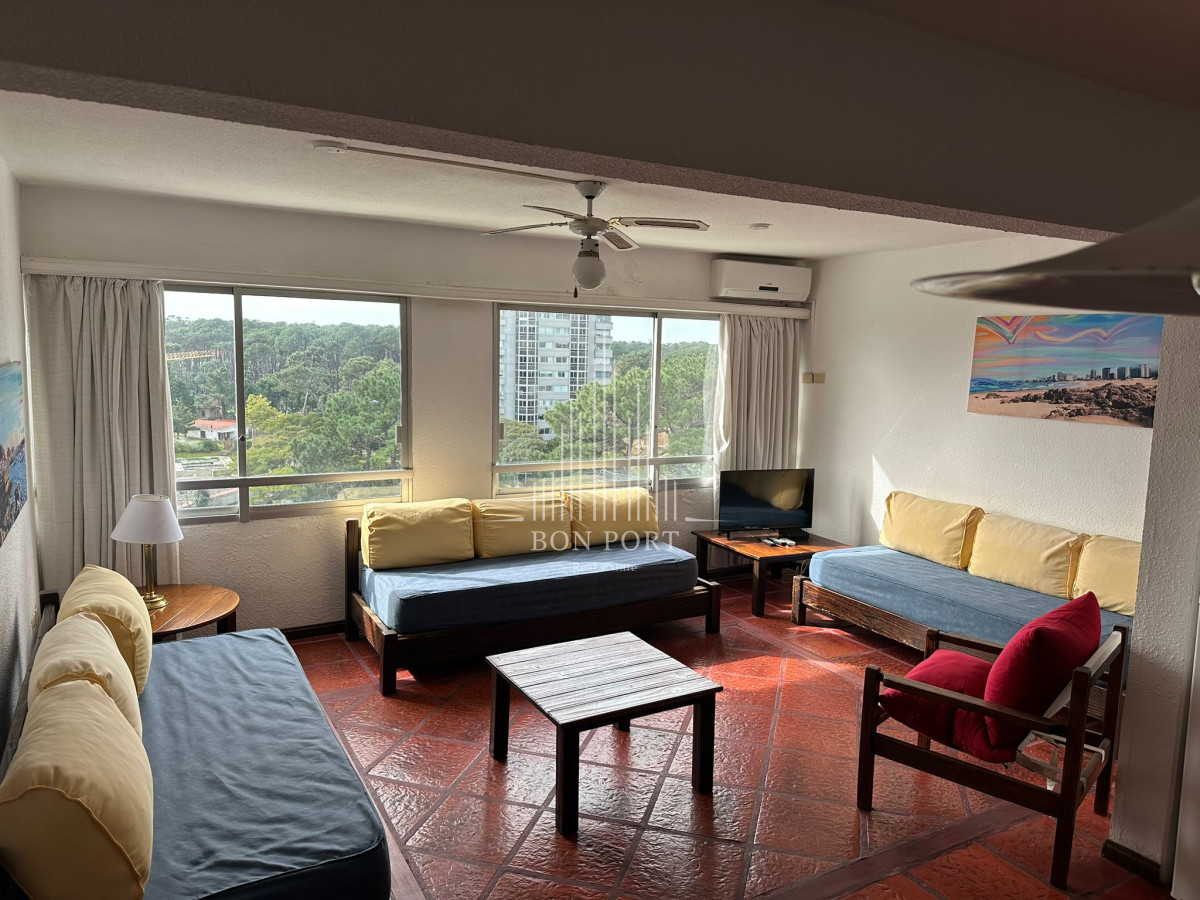 Apartamento ID.106 - Apartamento de 1 dormitorio y 1 baño sobre Roosevelt.