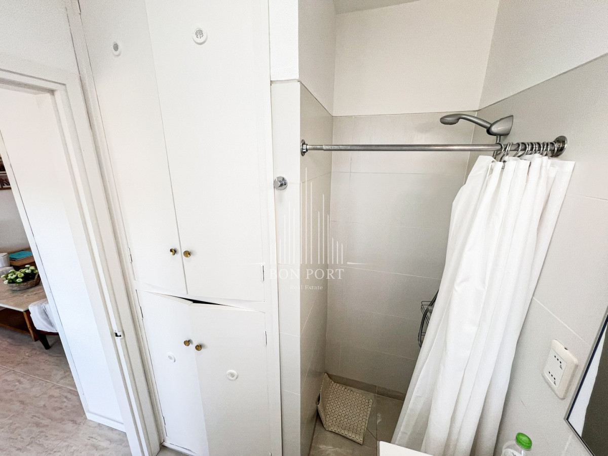 Apartamento ID.156 - Venta de apartamento de 2 dormitorios primera linea a la mansa