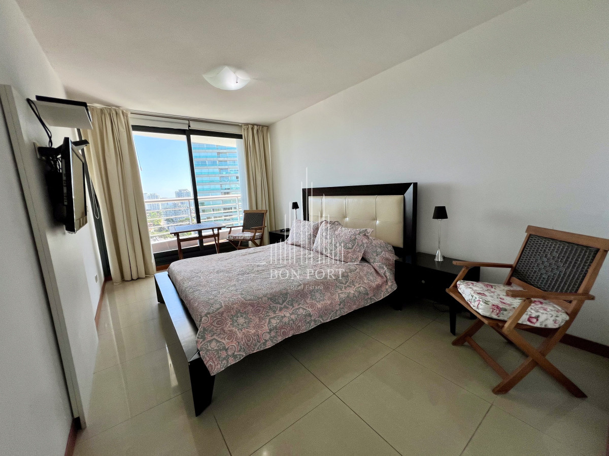 Apartamento ID.15 - Penthouse de 3 dormitorios en primeras paradas de Av.Roosvelt