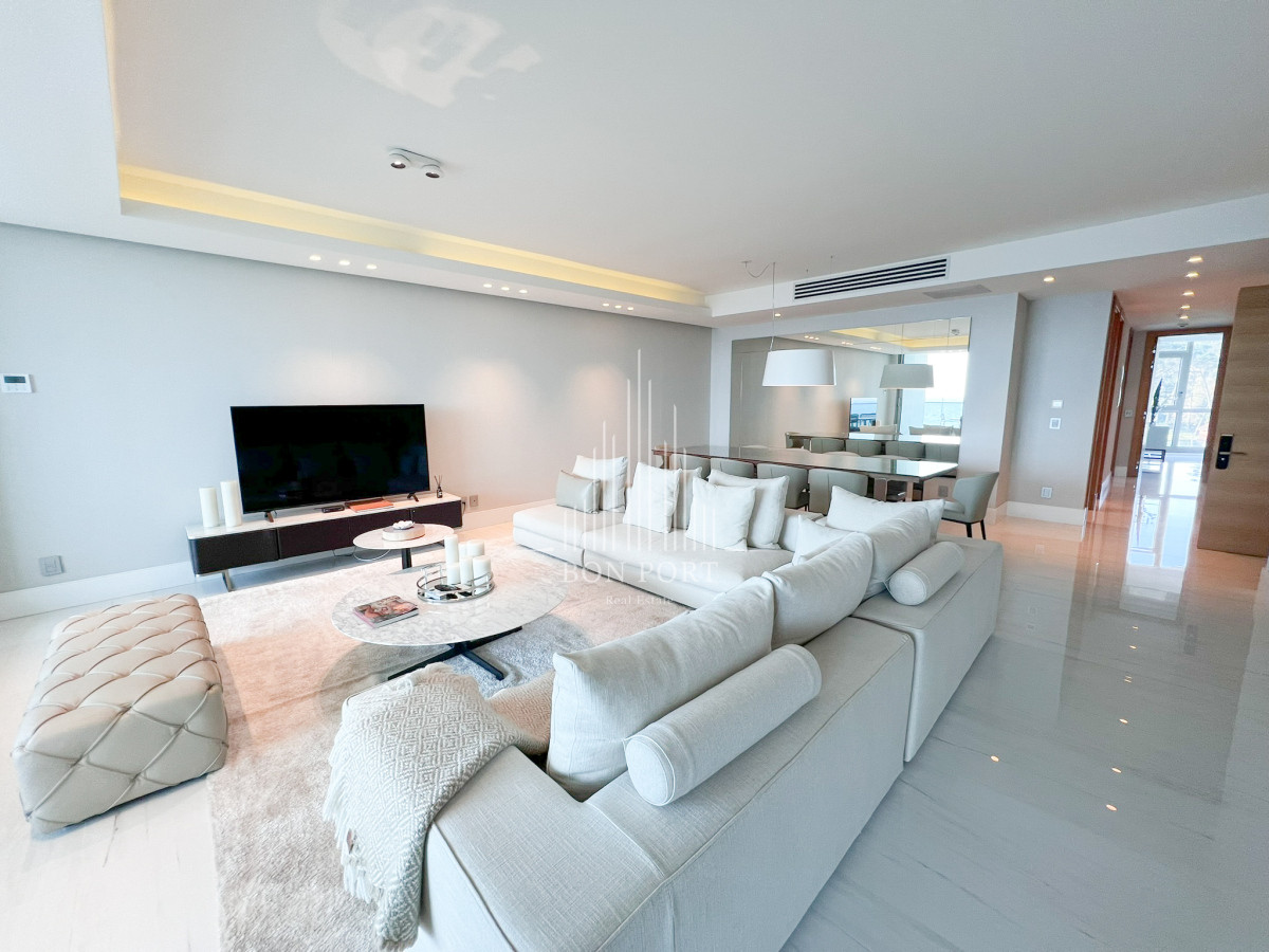 Apartamento ID.56 - Apartamento de 3 dormitorios en suite sobre la mansa.