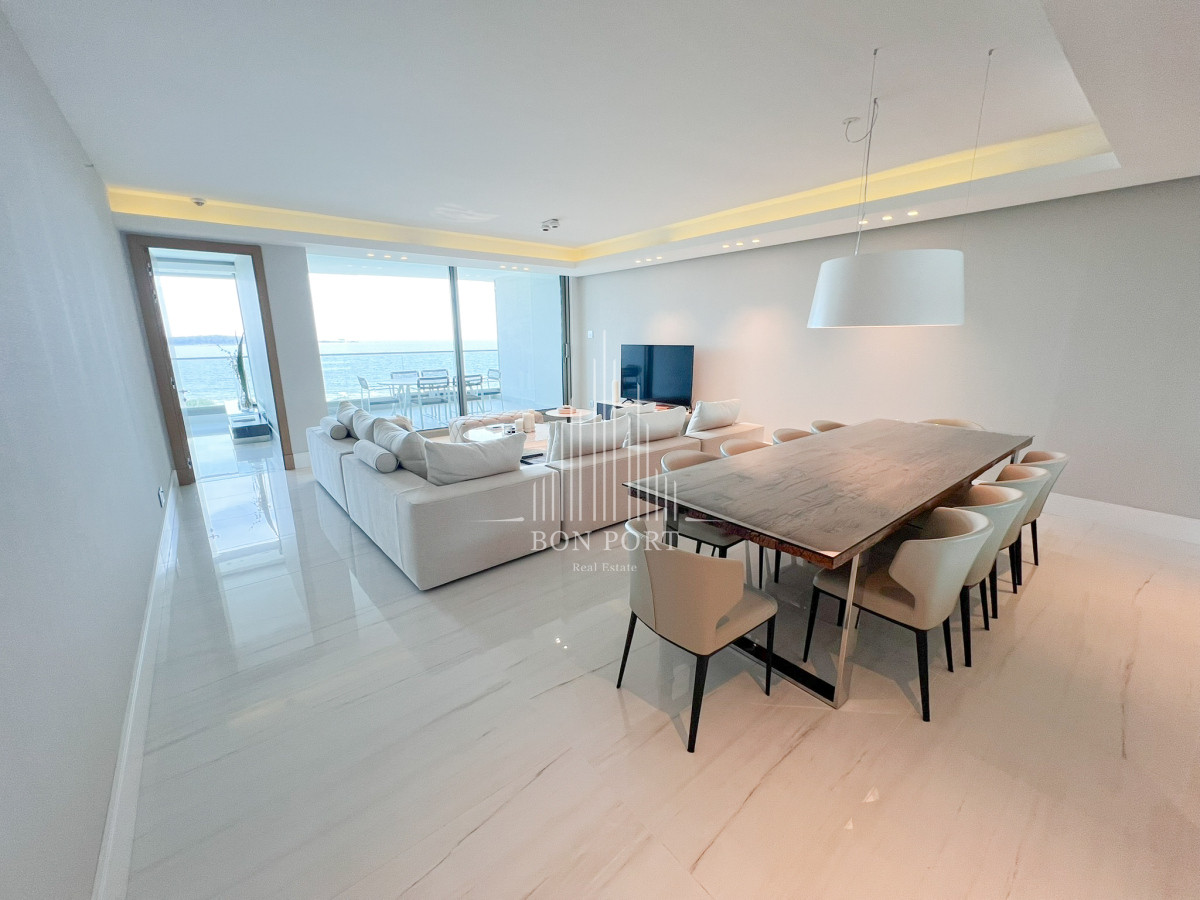 Apartamento ID.56 - Apartamento de 3 dormitorios en suite sobre la mansa.