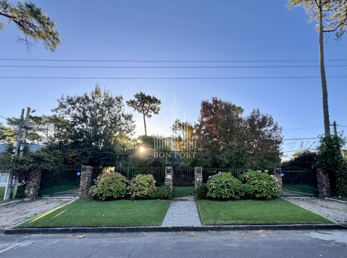 Casa ID.27 - Casa de 4 dormitorios en Roosevelt