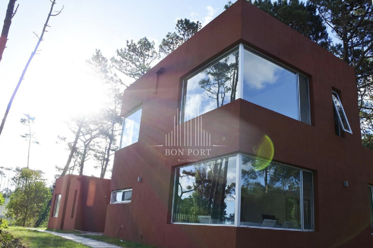 Venta de casa 3 dormitorios en Montoya - BON162C