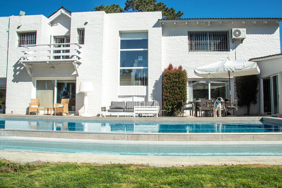 Casa ID.2 - Chalet de 5 dormitorios en Rincón del Indio