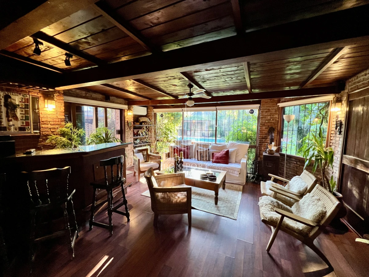 Casa ID.27 - Casa de 4 dormitorios en Roosevelt