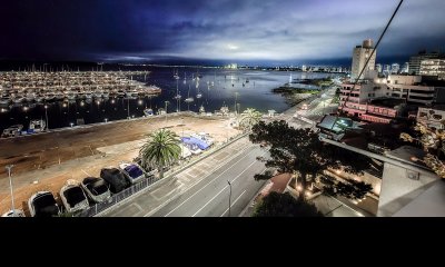 Venta Oportunidad 5 Dormitorios Frente al  Puerto Punta del Este