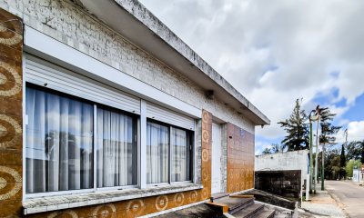 Venta Casa con Piscina Climatizada Centro San Carlos