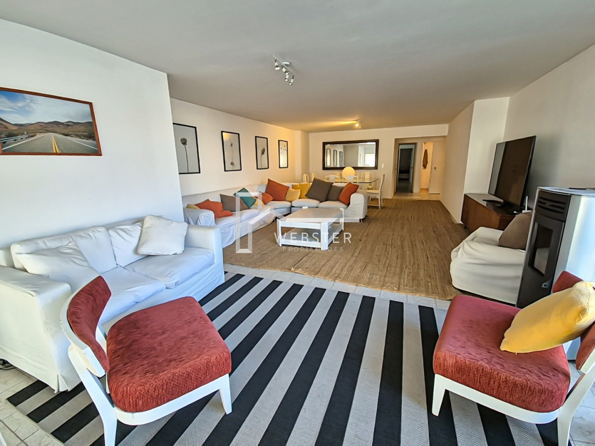 Apartamento ID.2670 - Venta apartamento 4 Dormitorios Península Punta del Este