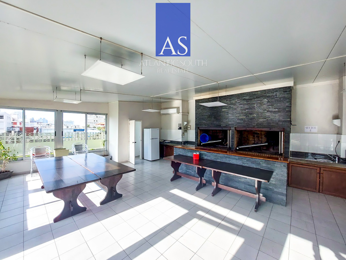 Apartamento ID.4211 - Apartamento 3 Dormitorios en venta gran terraza garage Península Punta del Este