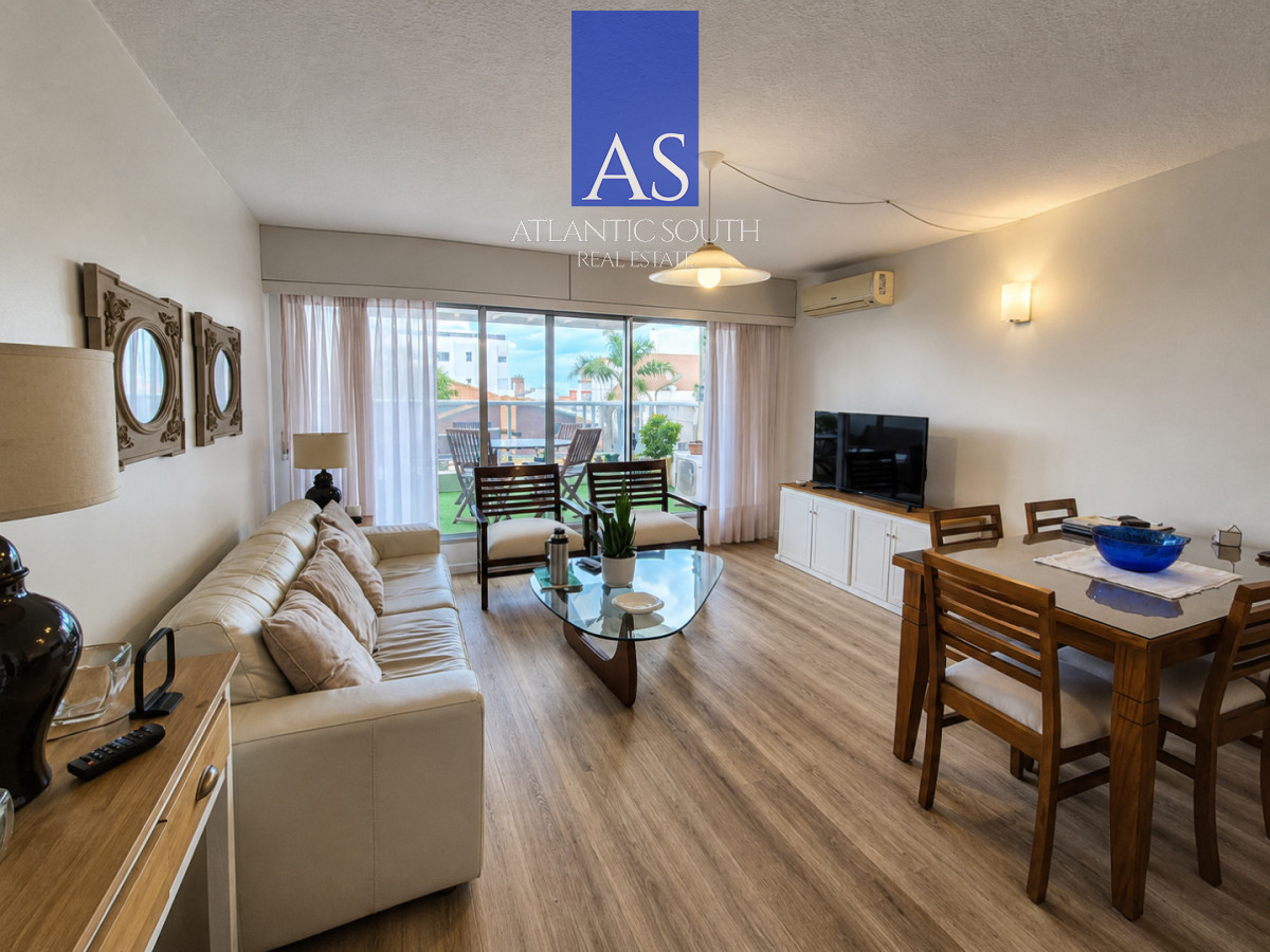 Apartamento ID.4211 - Apartamento 3 Dormitorios en venta gran terraza garage Península Punta del Este