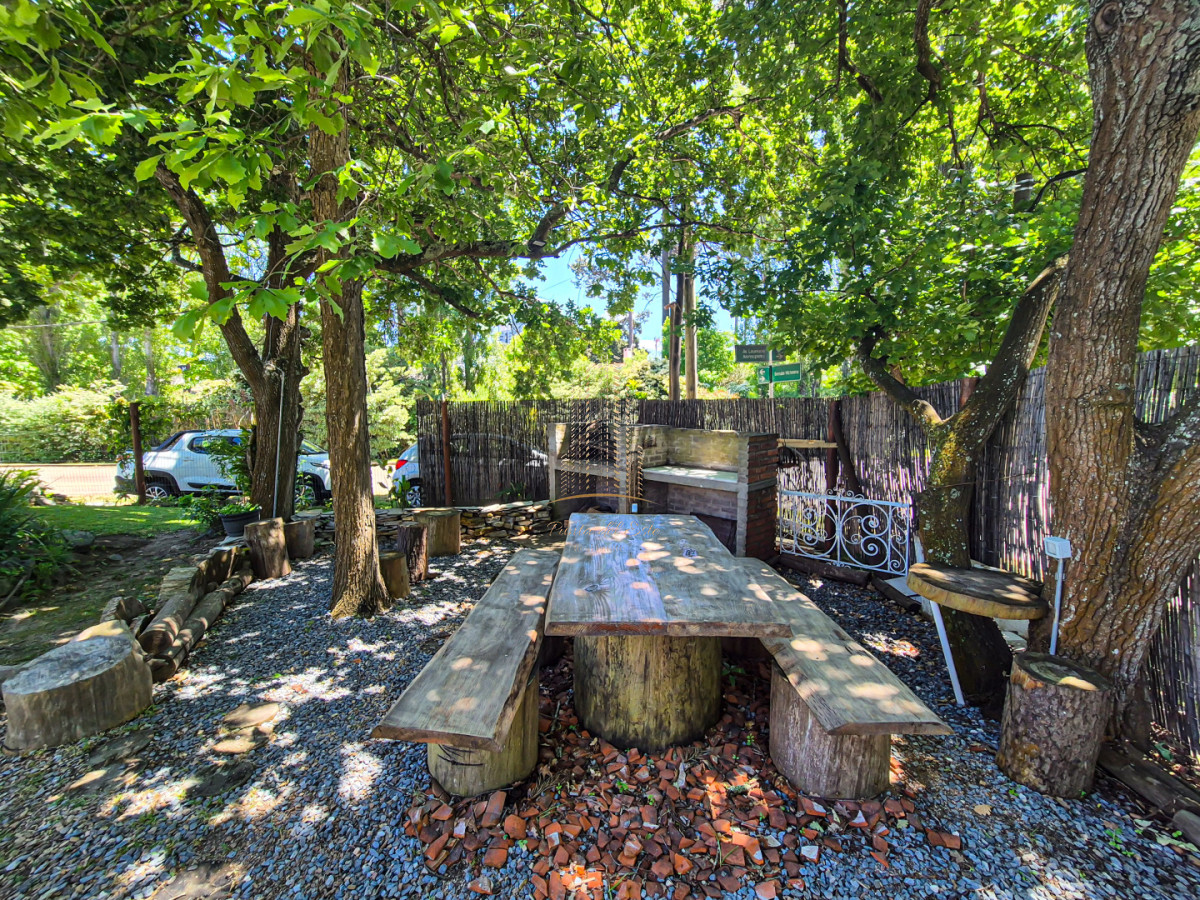 Casa ID.1055 - Alquiler Temporal Casa 3 Dormitorios Lugano Punta del Este