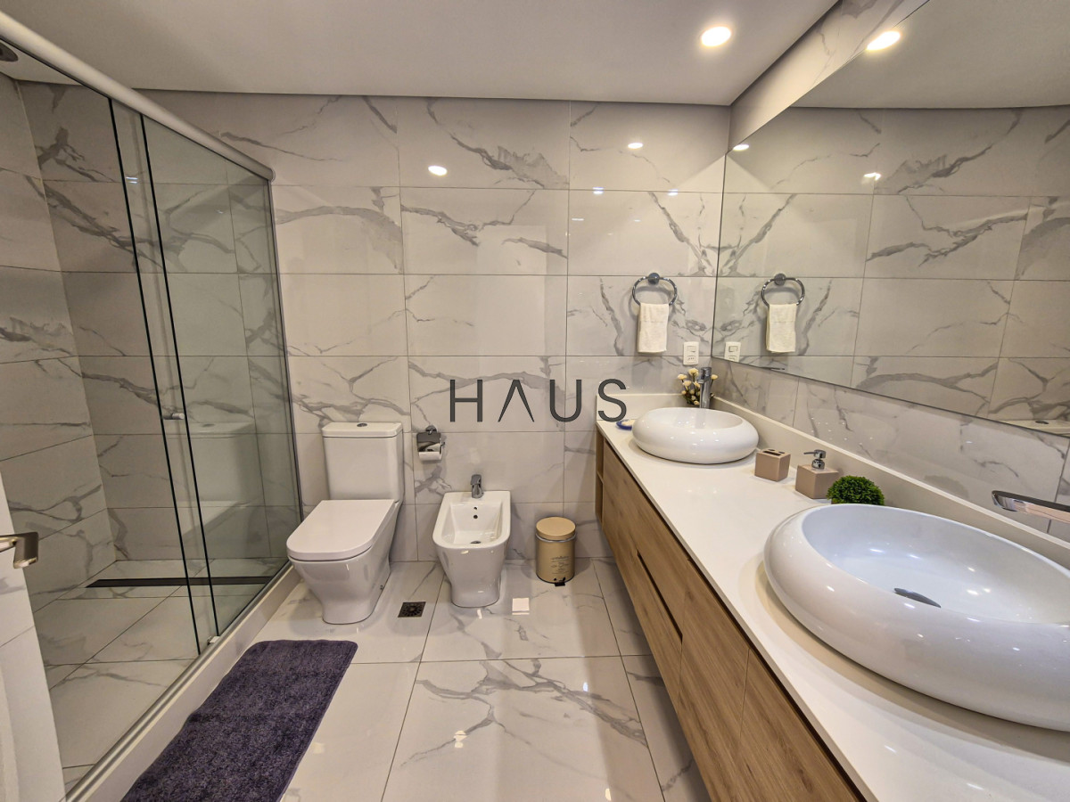 Apartamento ID.332 - Venta Apartamento 3 Dormitorios Paramount Tower Playa Masa Punta del Este