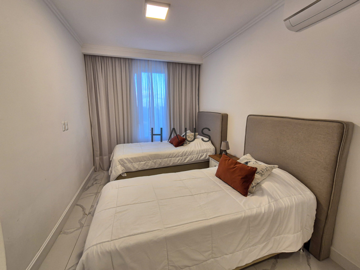 Apartamento ID.332 - Venta Apartamento 3 Dormitorios Paramount Tower Playa Masa Punta del Este