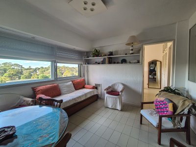 Venta Apartamento 1 Dormitorio con Piscina Roosevelt Punta del Este