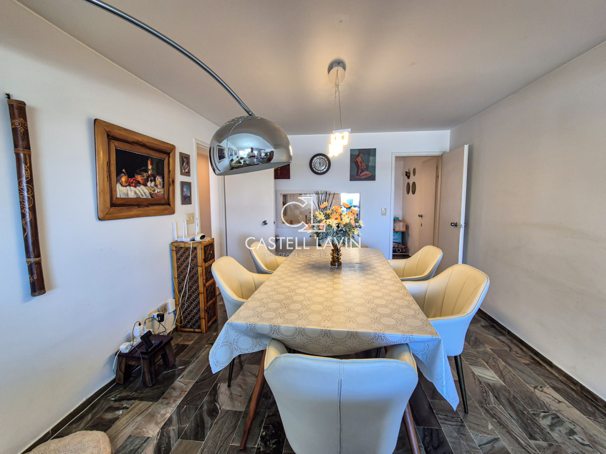 Apartamento ID.794 - Venta Apartamento 3 Dormitorios Frente a la Playa Brava Punta del Este