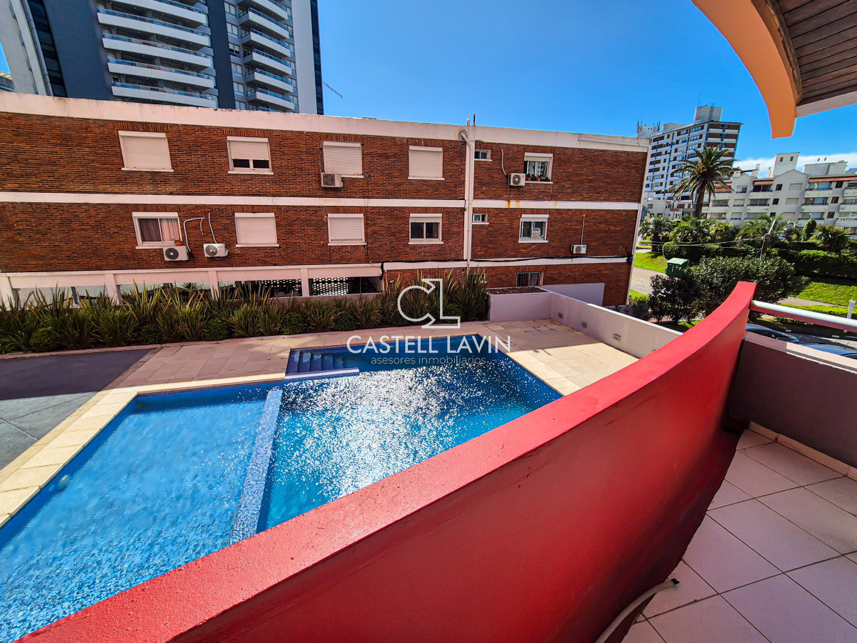 Apartamento ID.748 - Venta Apartamento 2 Dormitorios y Servicio edificio Scorpio Playa Brava Punta del Este