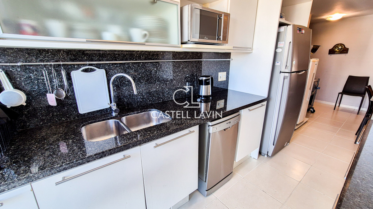 Apartamento ID.92 - Alquiler Temporal Apartamento 3 Dormitorios Season Tower Mansa Punta del Este