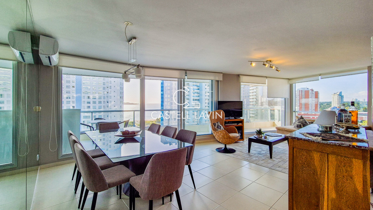 Apartamento ID.92 - Alquiler Temporal Apartamento 3 Dormitorios Season Tower Mansa Punta del Este