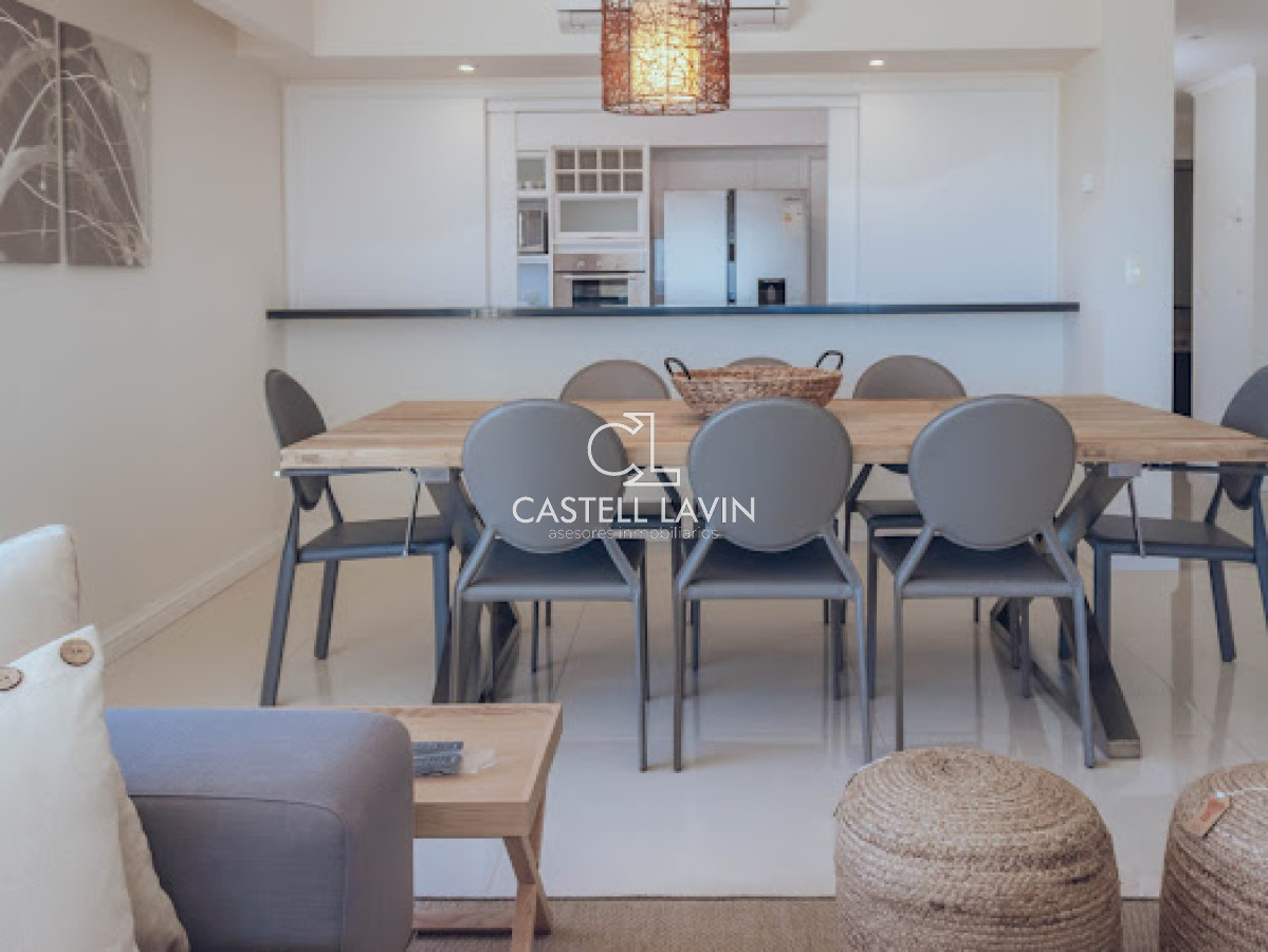 Apartamento ID.41 - Venta PentHouse Con Piscina Propia Playa Mansa Punta del Este