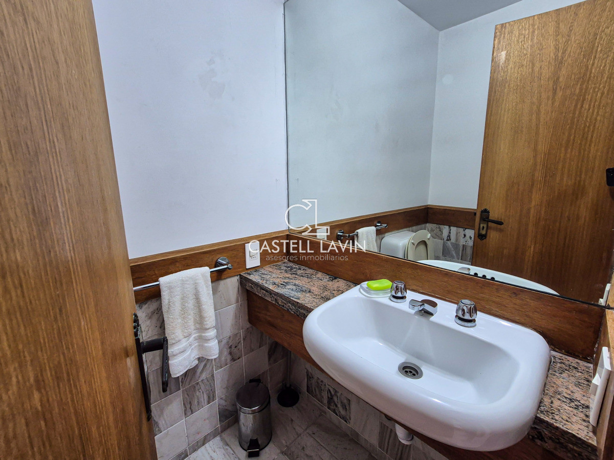 Apartamento ID.748 - Venta Apartamento 2 Dormitorios y Servicio edificio Scorpio Playa Brava Punta del Este