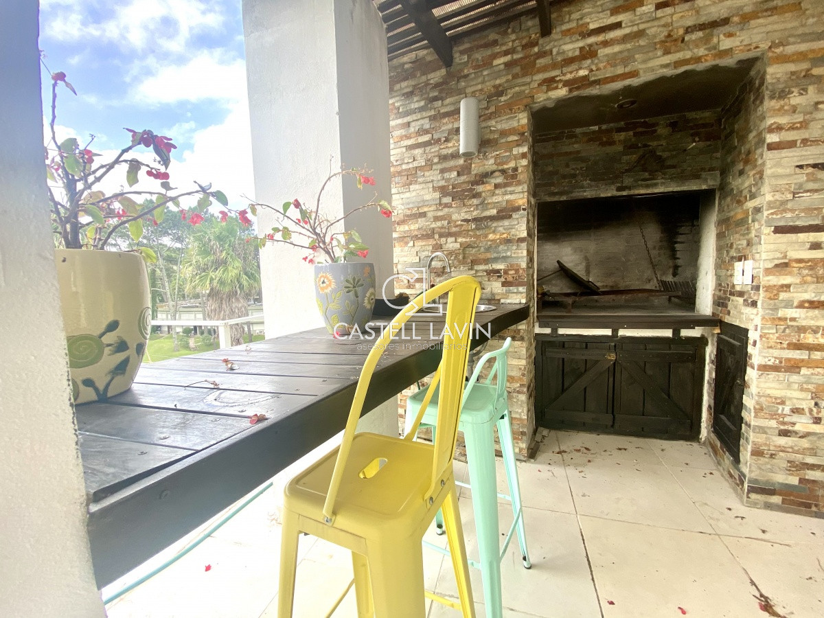 Apartamento ID.637 - Alquiler Temporal Apartamento Penthouse 3 Dormitorios Playa Mansa Punta del Este