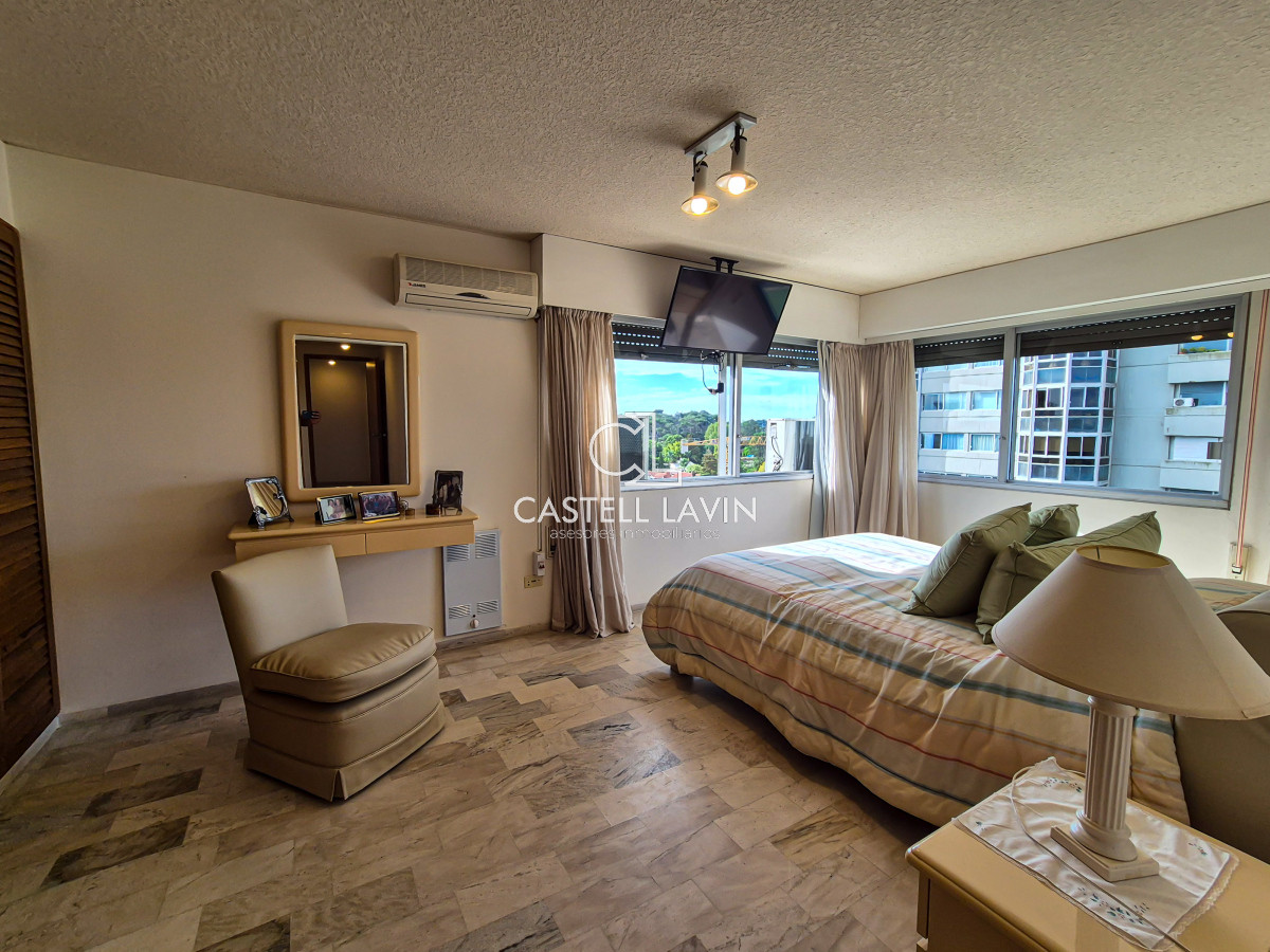 Apartamento ID.395 - Venta Apartamento 3 Dormitorios Roosevelt Center Punta del Este 