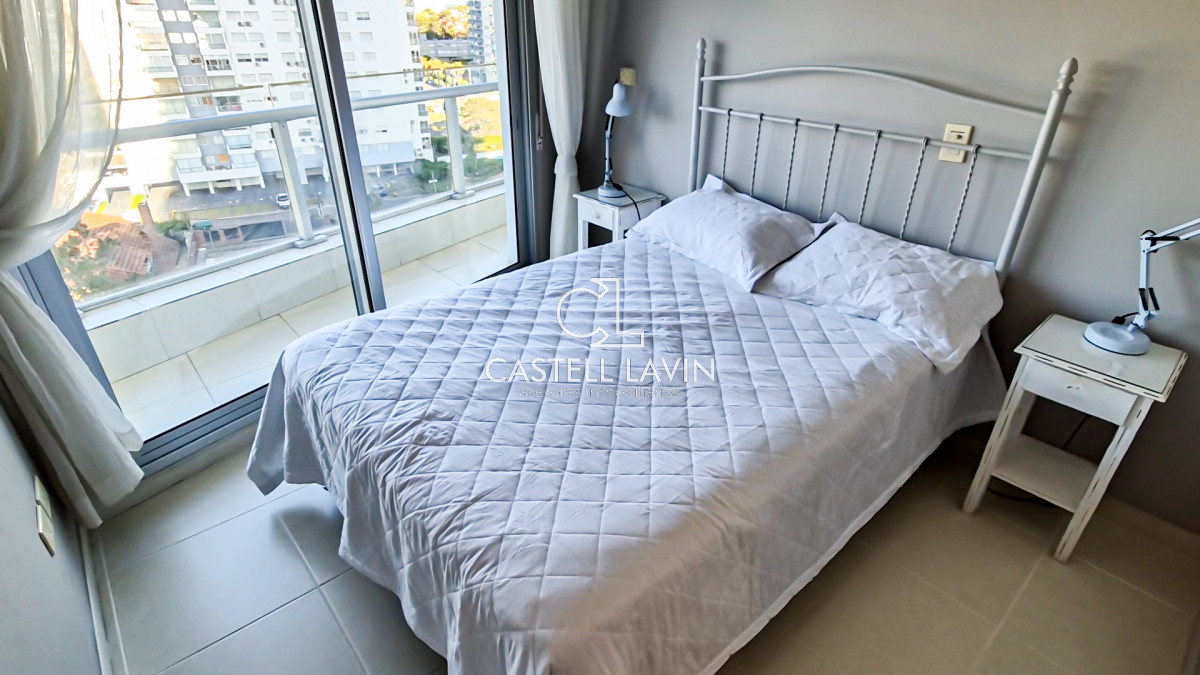 Apartamento ID.92 - Alquiler Temporal Apartamento 3 Dormitorios Season Tower Mansa Punta del Este