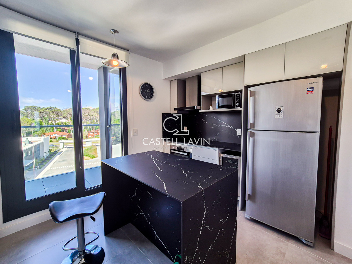 Apartamento ID.84 - Venta Apartamento 2 Dormitorios frente al Mar Mansa Punta del Este