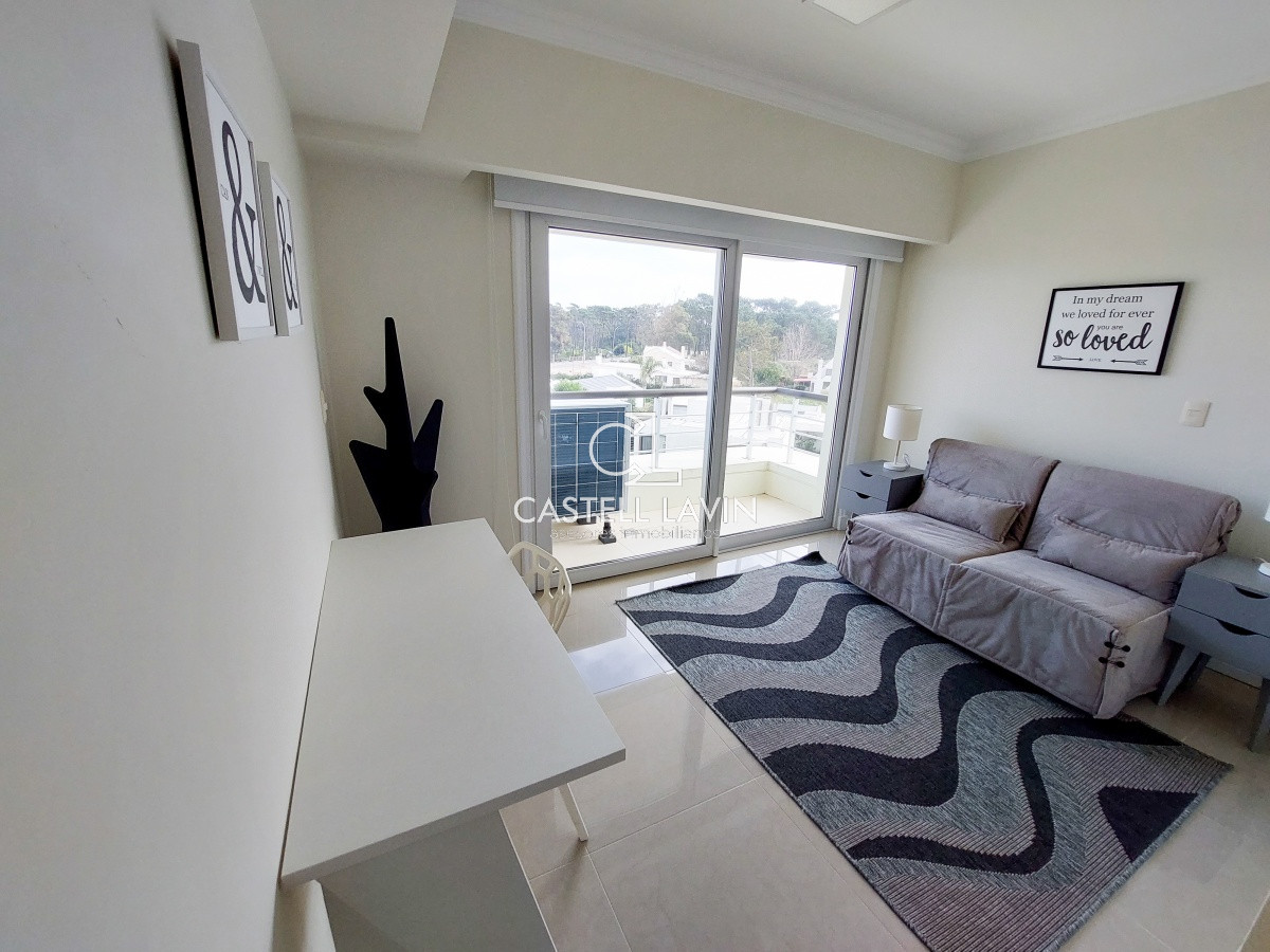 Apartamento ID.41 - Venta PentHouse Con Piscina Propia Playa Mansa Punta del Este