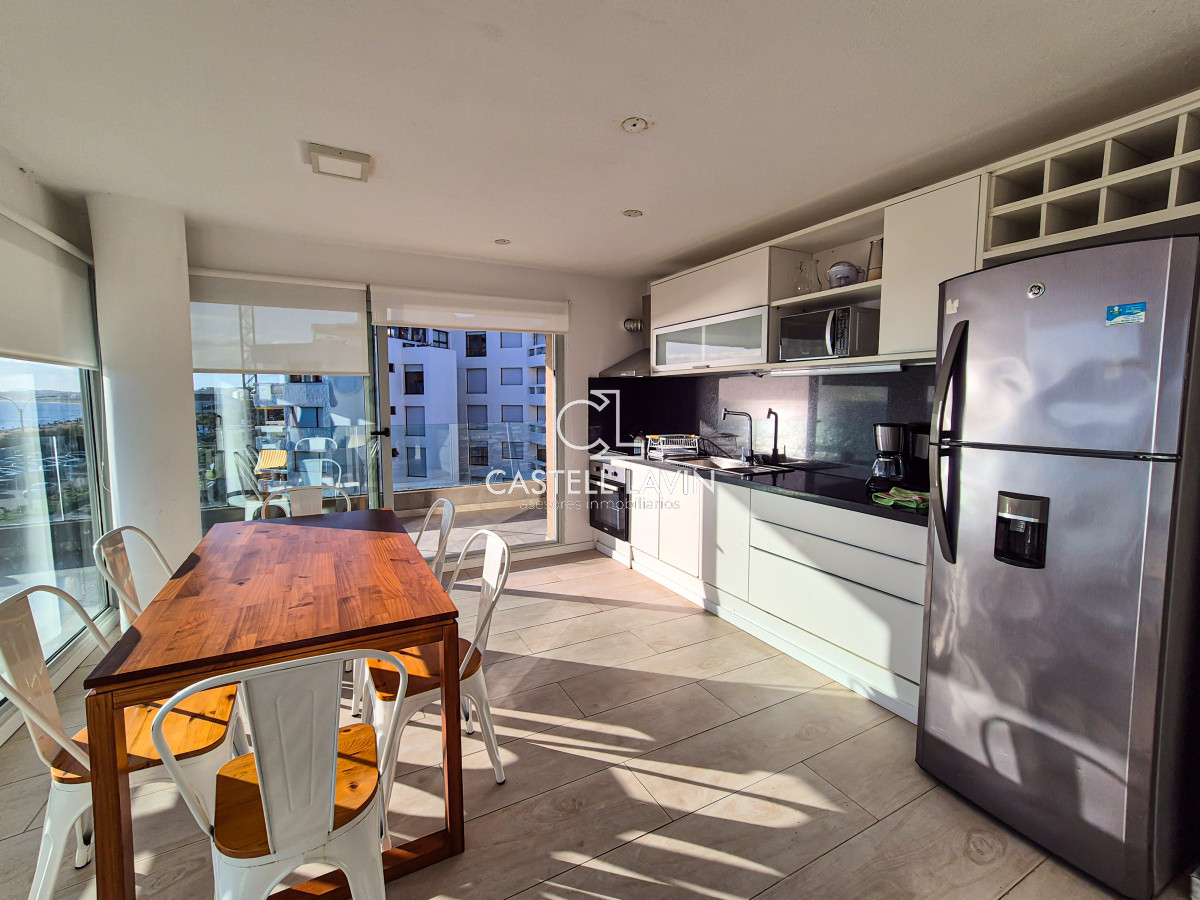 Apartamento ID.338 - Venta Apartamento 2 Dormitorios con Vista Al Mar Mansa Punta del Este