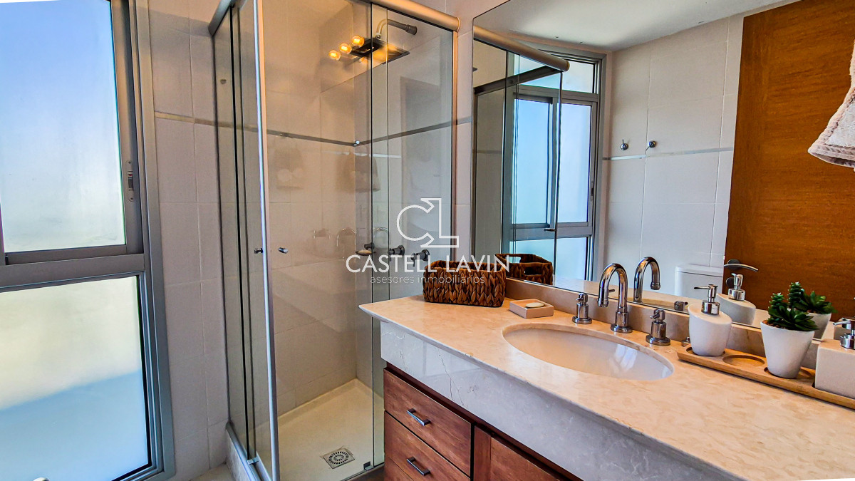 Apartamento ID.92 - Alquiler Temporal Apartamento 3 Dormitorios Season Tower Mansa Punta del Este