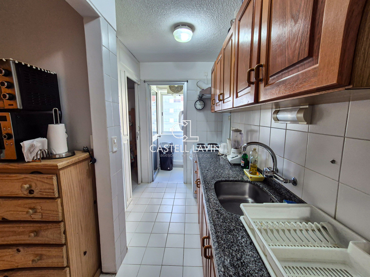 Apartamento ID.747 - Venta Apartamento 2 Dormitorios y Servicio edificio Scorpio Playa Brava Punta del Este
