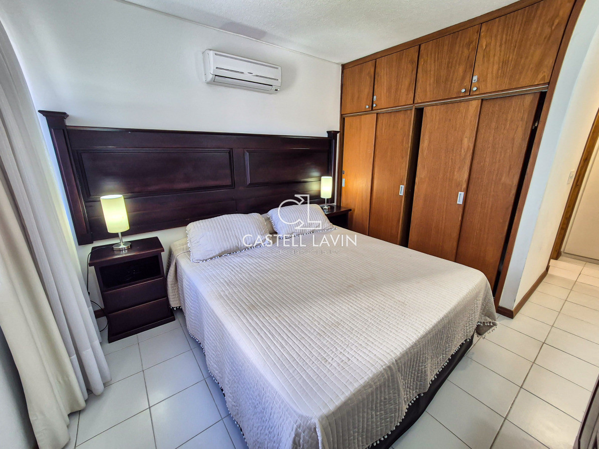 Apartamento ID.748 - Venta Apartamento 2 Dormitorios y Servicio edificio Scorpio Playa Brava Punta del Este