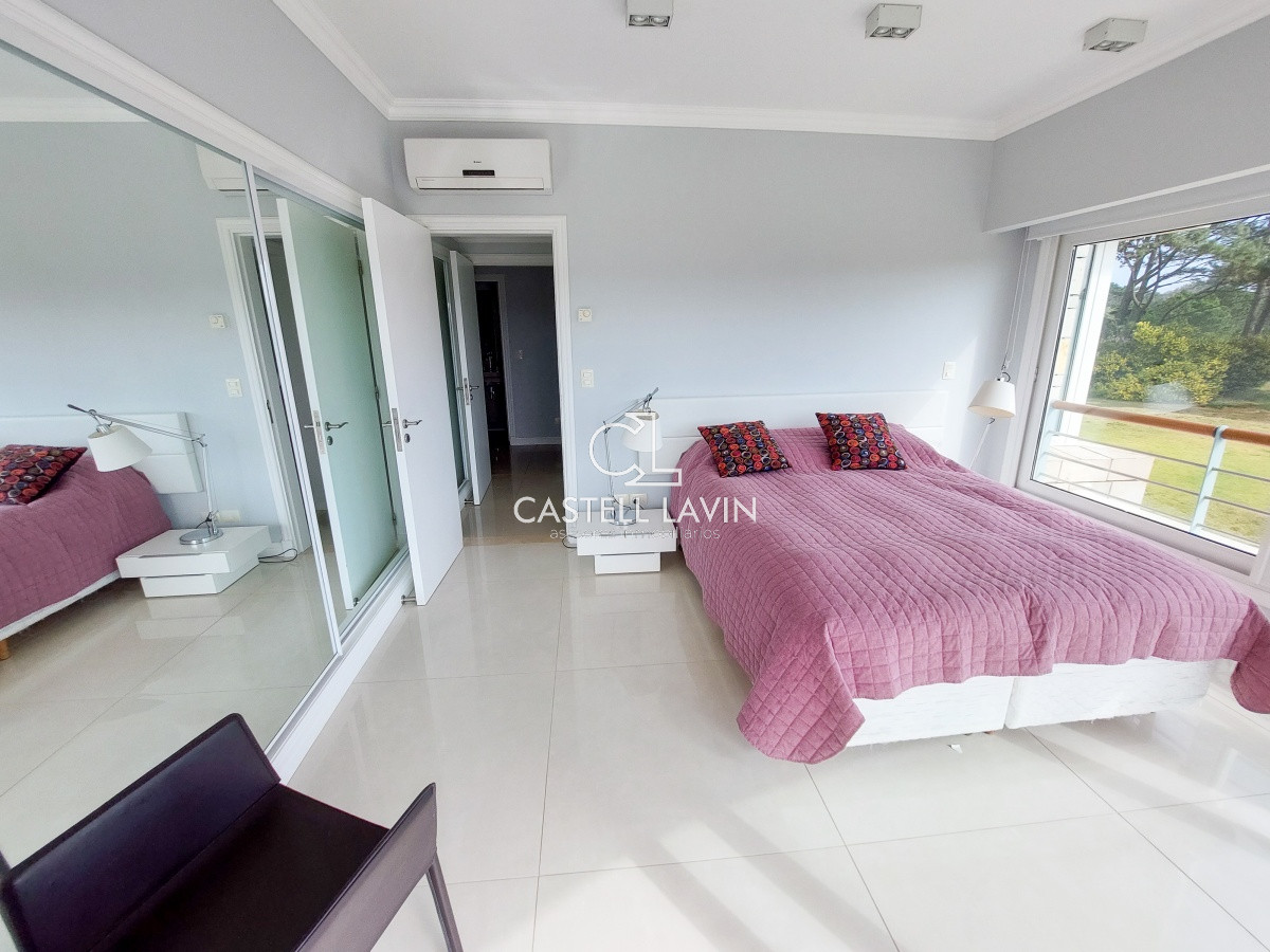 Apartamento ID.43 - Venta Apartamento 2 Dormitorios en Veramansa Playa Mansa Punta del Este
