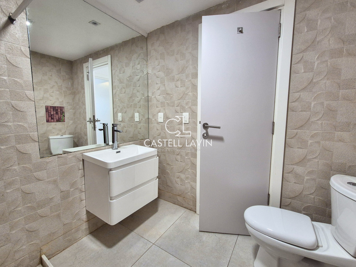 Apartamento ID.336 - Alquiler Anual Apartamento 1 Dormitorios en Primera Línea Mansa Punta del Este