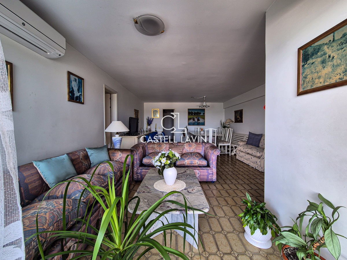 Apartamento ID.46 - Venta Apartamento 3 Dormitorios con vista al Puerto Punta del Este