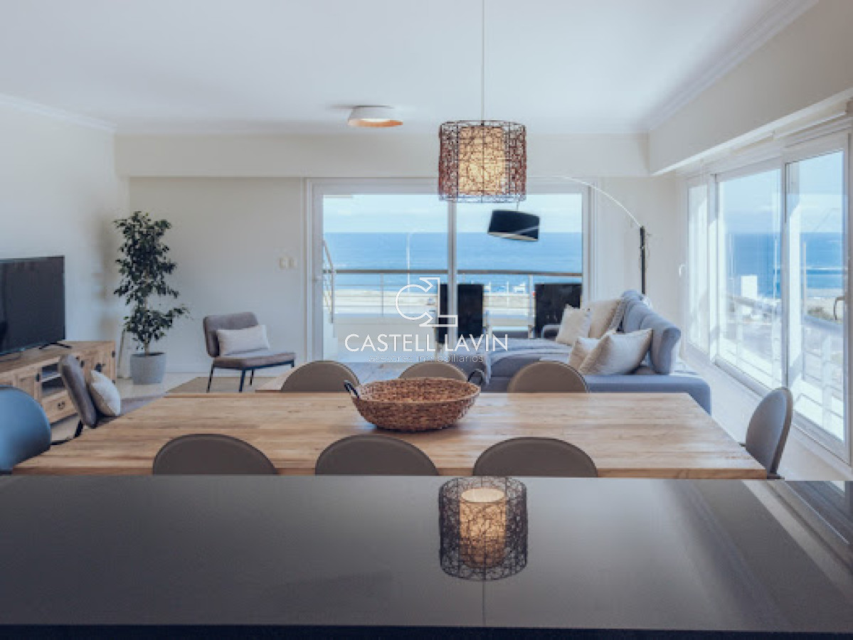 Apartamento ID.41 - Venta PentHouse Con Piscina Propia Playa Mansa Punta del Este