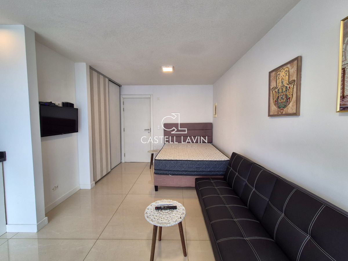 Apartamento ID.337 - Alquiler Anual Monoambiente con Vista Al Mar Mansa Punta del Este