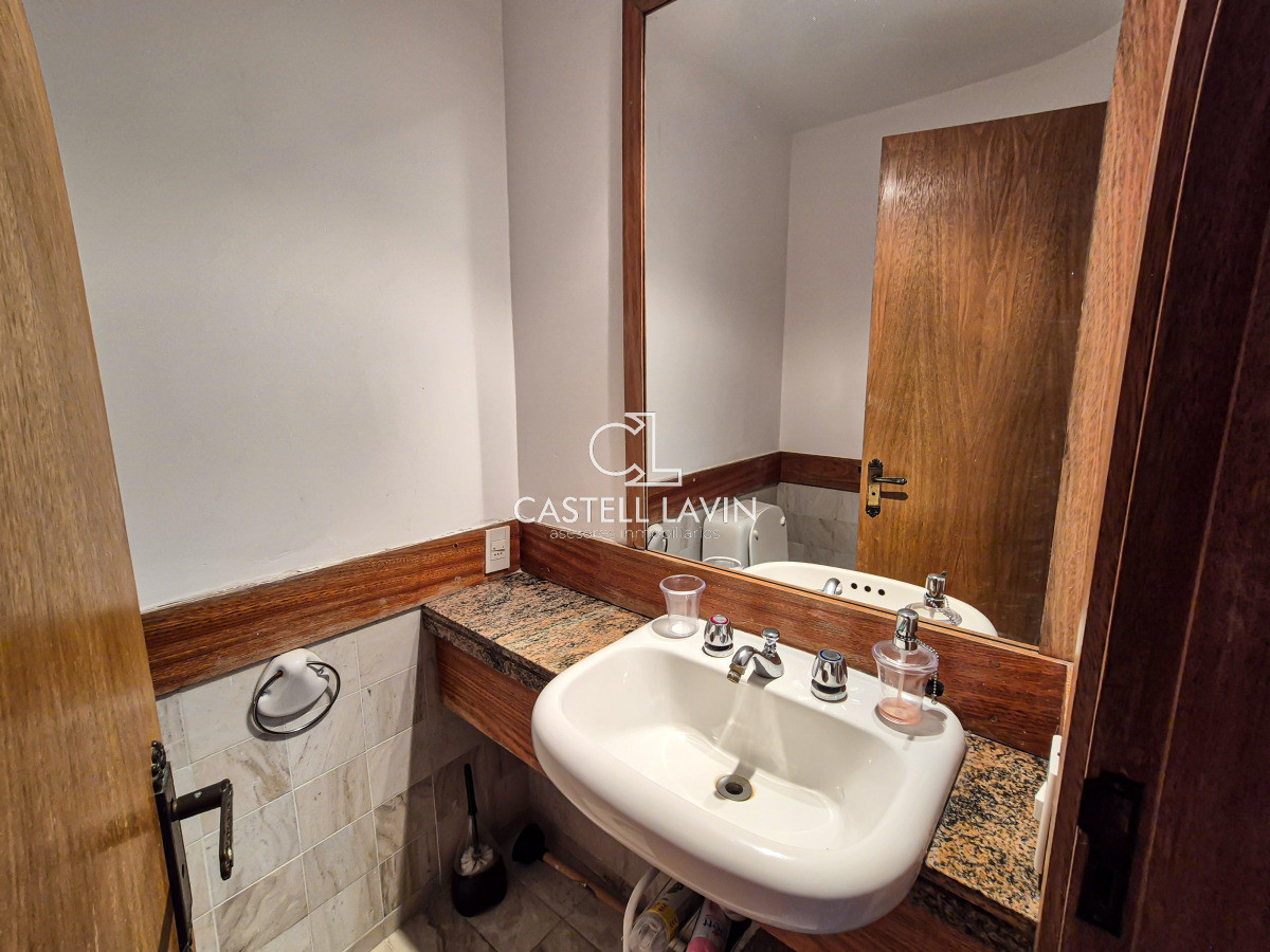 Apartamento ID.747 - Venta Apartamento 2 Dormitorios y Servicio edificio Scorpio Playa Brava Punta del Este