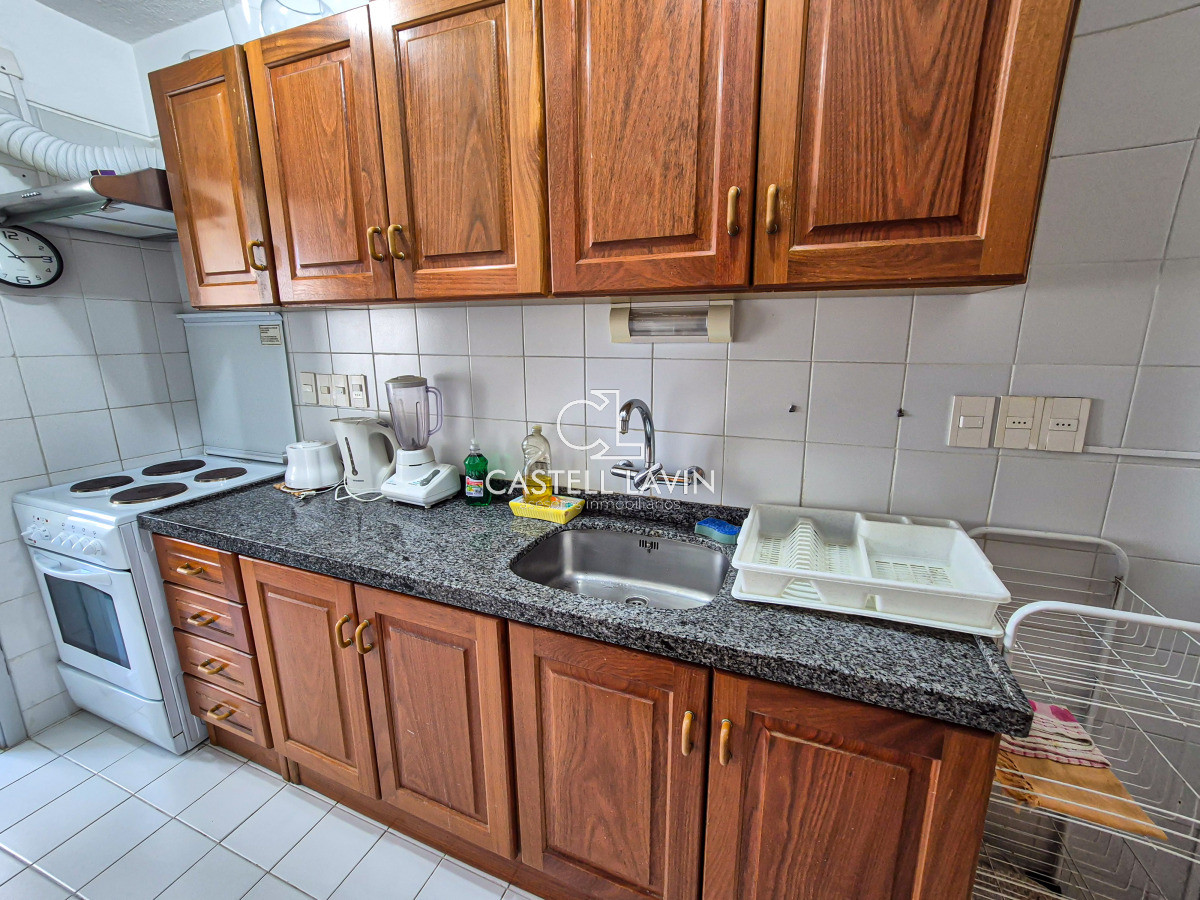 Apartamento ID.747 - Venta Apartamento 2 Dormitorios y Servicio edificio Scorpio Playa Brava Punta del Este