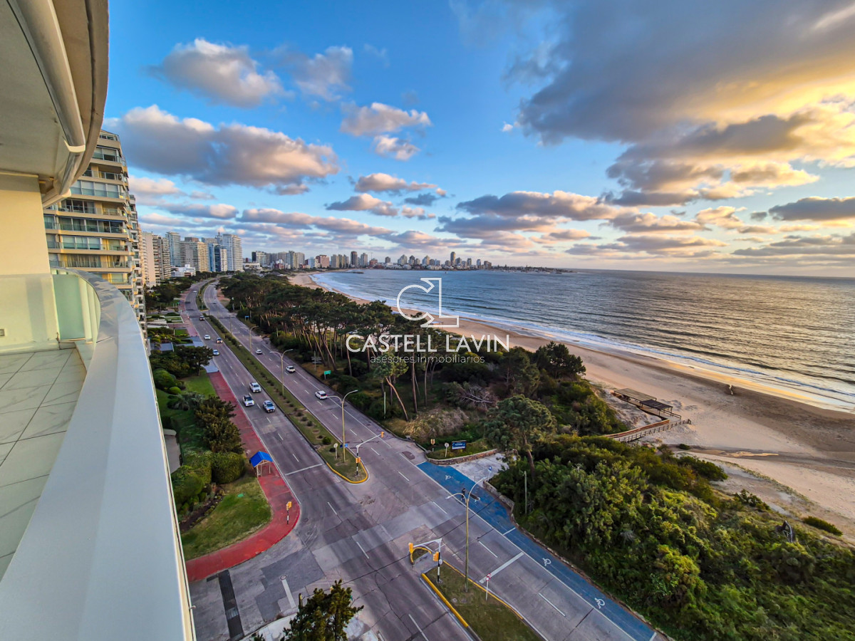 Apartamento ID.101 - Venta Apartamento 3 Dormitorios Paramount Tower Playa Masa Punta del Este