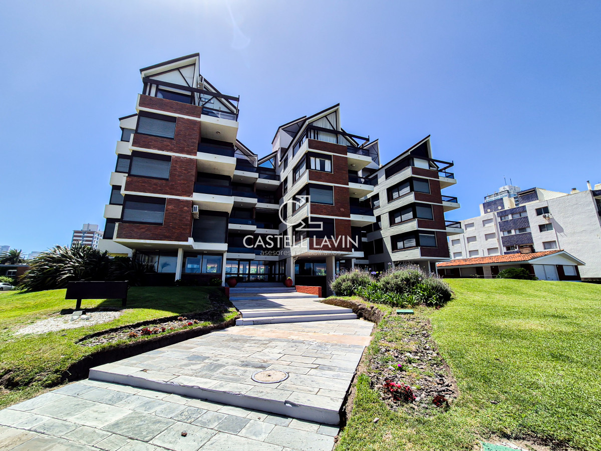 Apartamento ID.107 - Alquiler Invernal Apartamento 2 Dormitorios con vista al Mar Aidy Grill Punta del Este