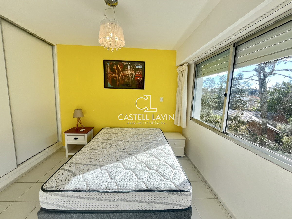 Apartamento ID.637 - Alquiler Temporal Apartamento Penthouse 3 Dormitorios Playa Mansa Punta del Este