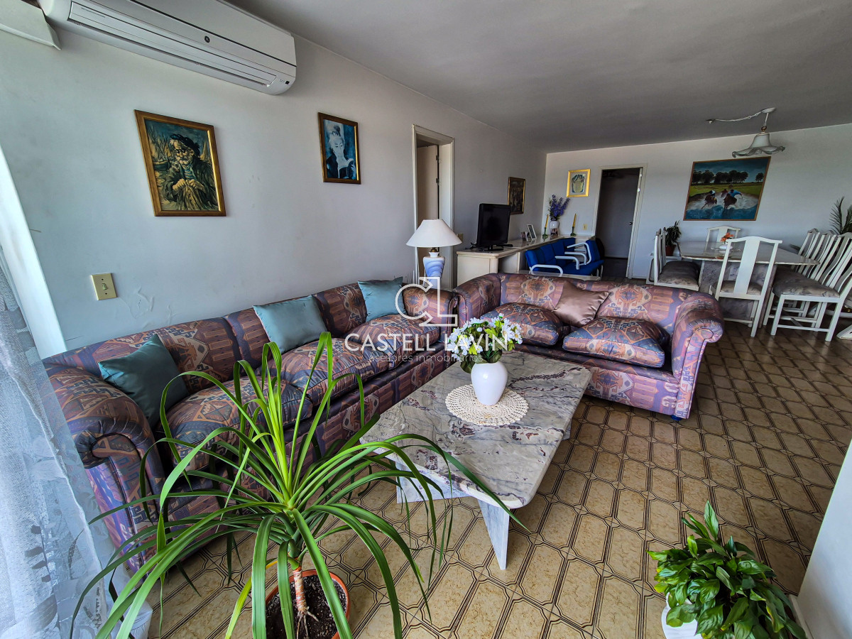 Apartamento ID.46 - Venta Apartamento 3 Dormitorios con vista al Puerto Punta del Este